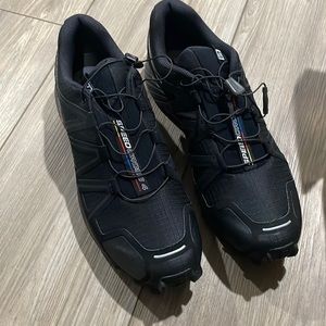 Salomon Men’s Trail Running Shoes